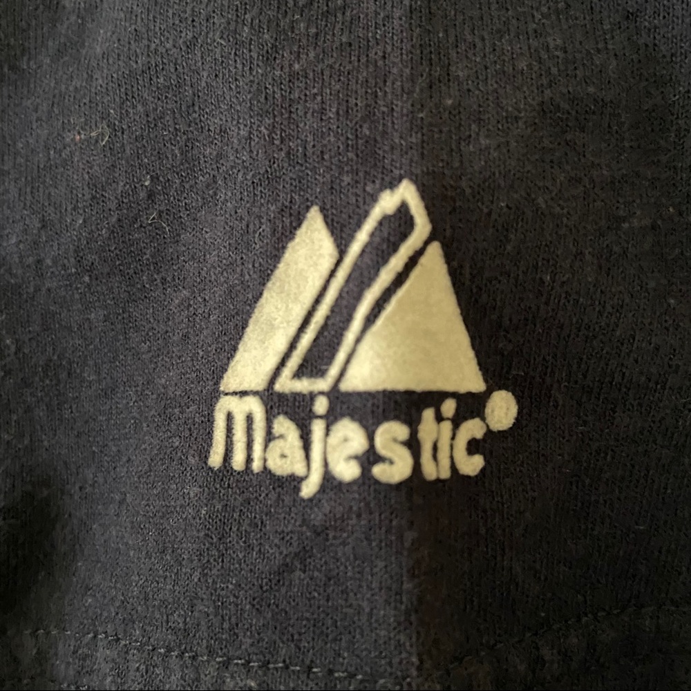 Majestic Red Sox two-button tee